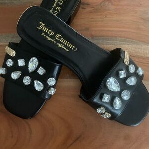 Juicy Couture Black Heart Pattern Sandals 7